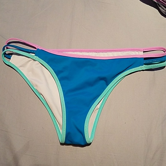 Victoria secret midi Beach bandeau set 32C - Picture 3 of 3
