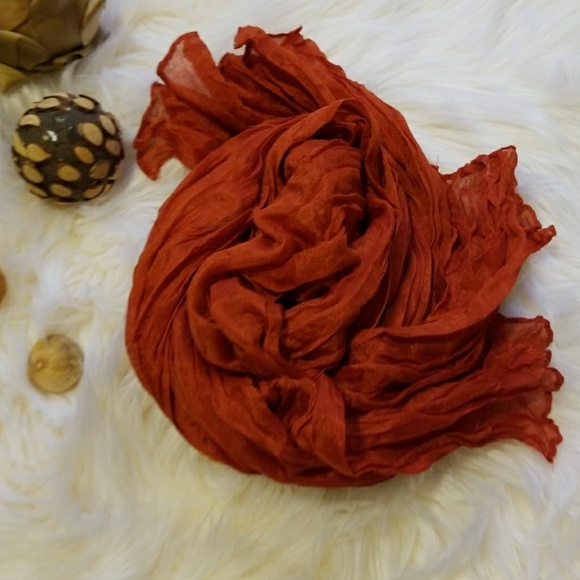 Five scarfs - Picture 2 of 5