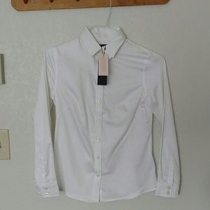 NWT Non Iron Fitted Button Down Dress Shirt