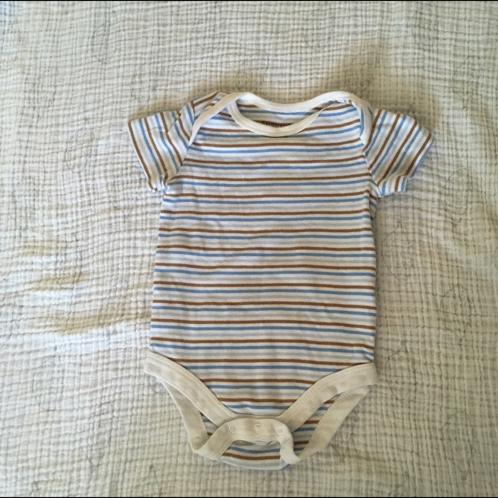 5for$5!👶Faded Glory Onesie.