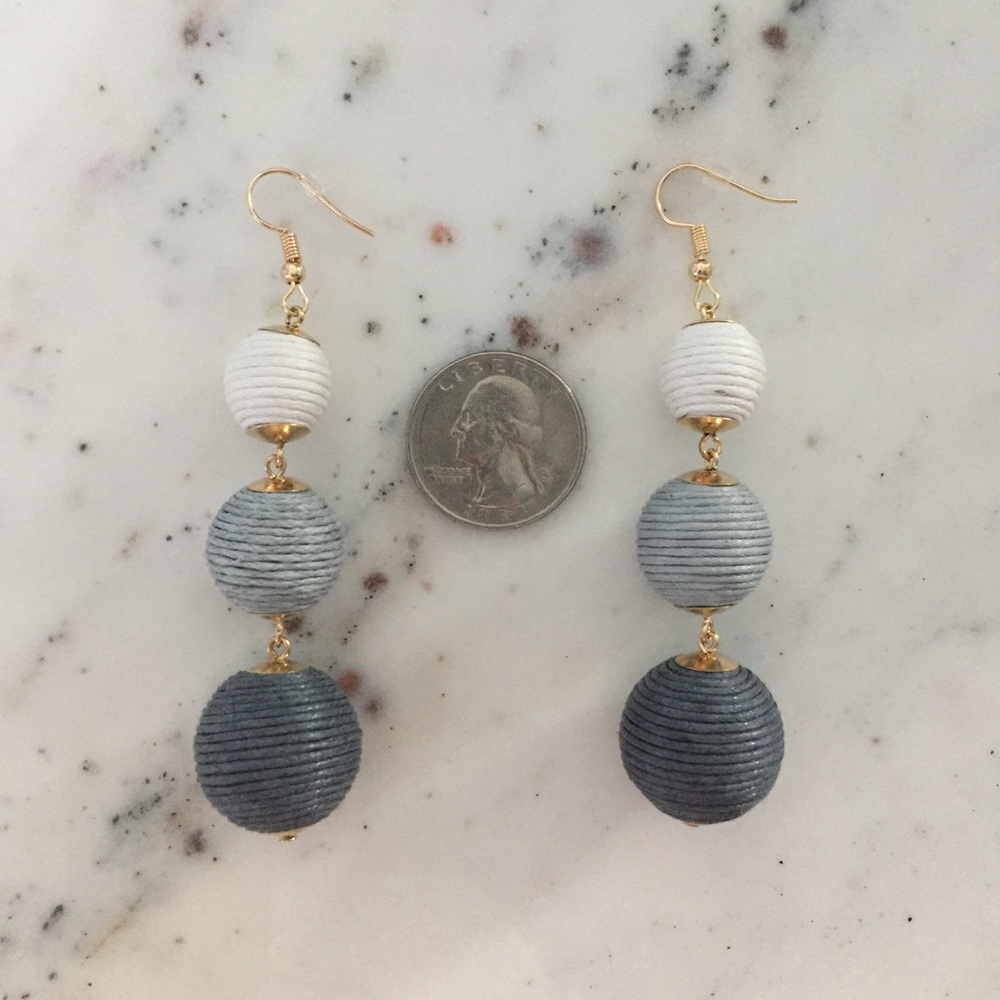 "Libby" Earrings || Gray & White Ombré Bon Bon - Picture 3 of 9