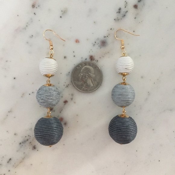 "Libby" Earrings || Gray & White Ombré Bon Bon - Picture 3 of 9
