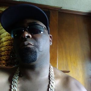 Meet your Posher, Ernest