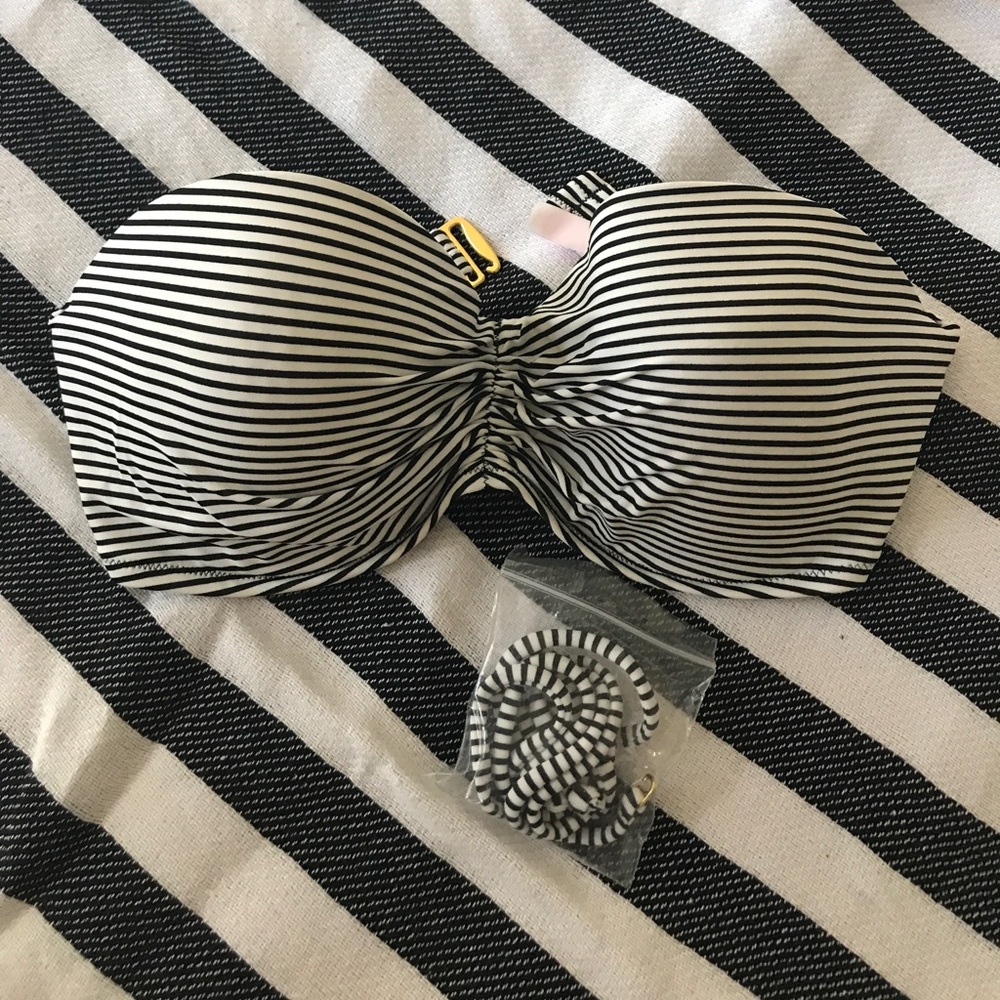Victoria Secrets bikini top