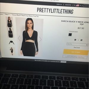Black V cut crop top Prettylittlething