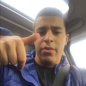 Meet your Posher, Holden