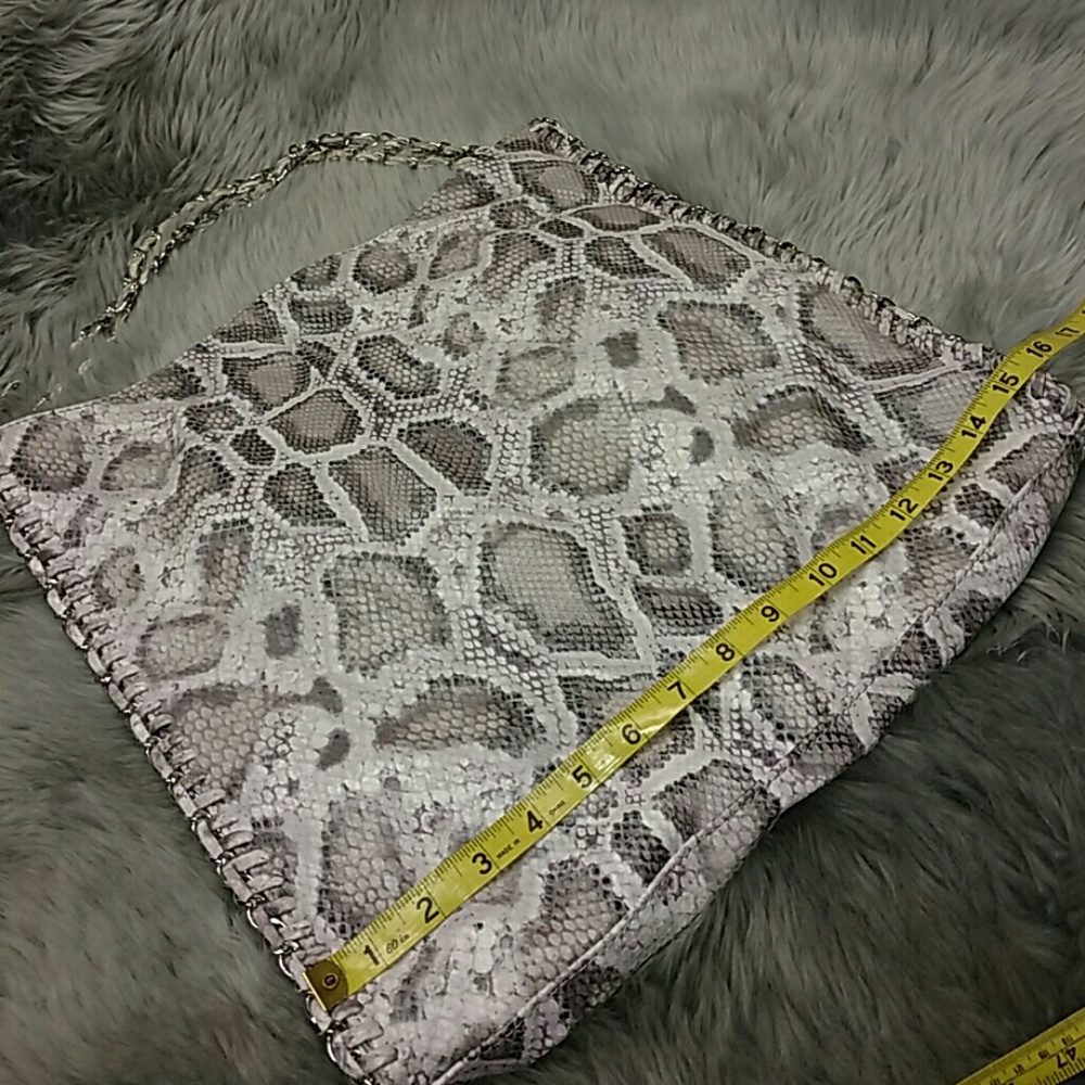 Large Sondra Roberts Tote Bag