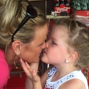 Meet your Posher, Glenna