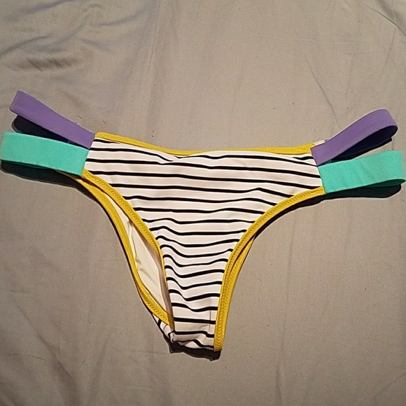 Victoria secret hottie halter bikini set 32B - Picture 3 of 3