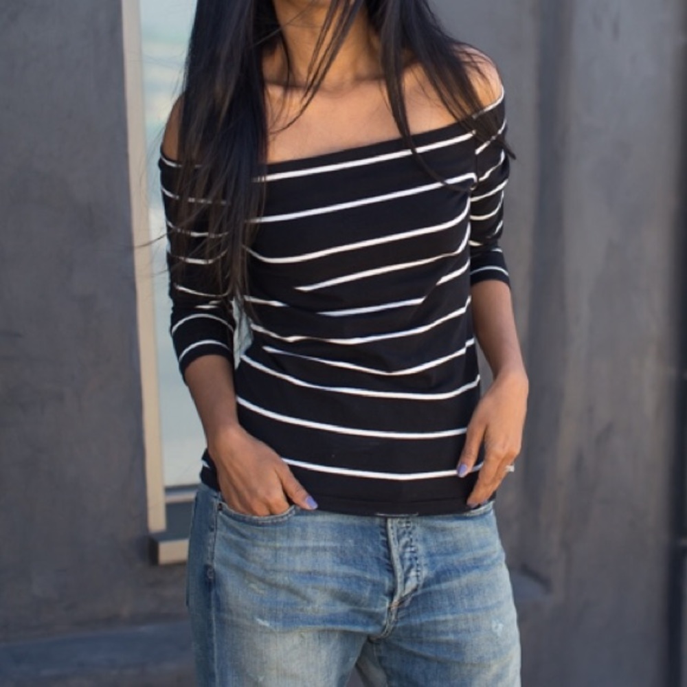 Off The Shoulder Black & White Top