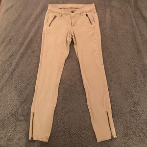 Old Navy cream "The Rock Star" Pants