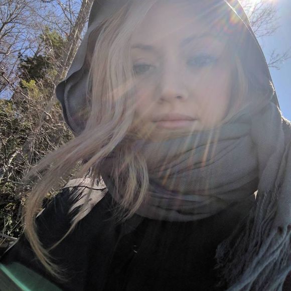 Meet your Posher, Maura - Picture 1 of 1