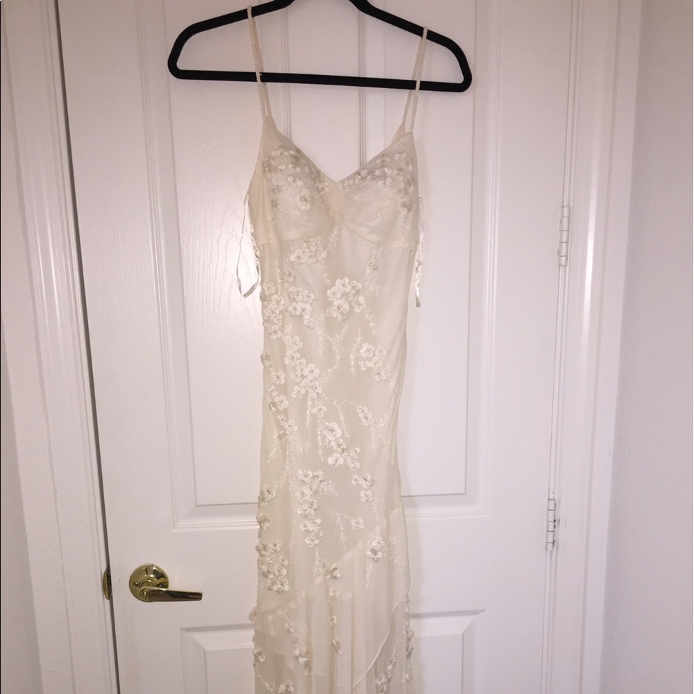 Dress - Picture 1 of 5