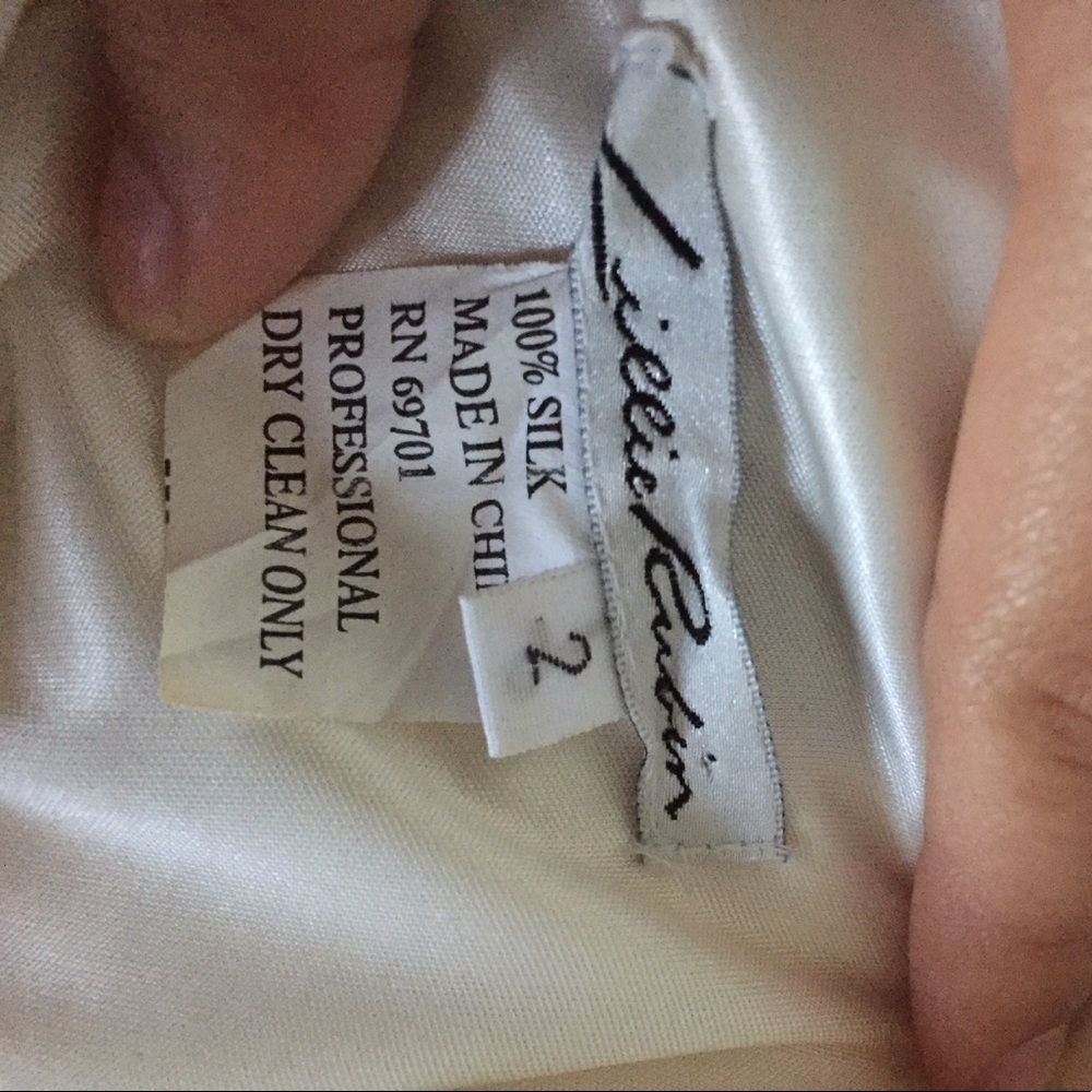 Dress - Picture 5 of 5