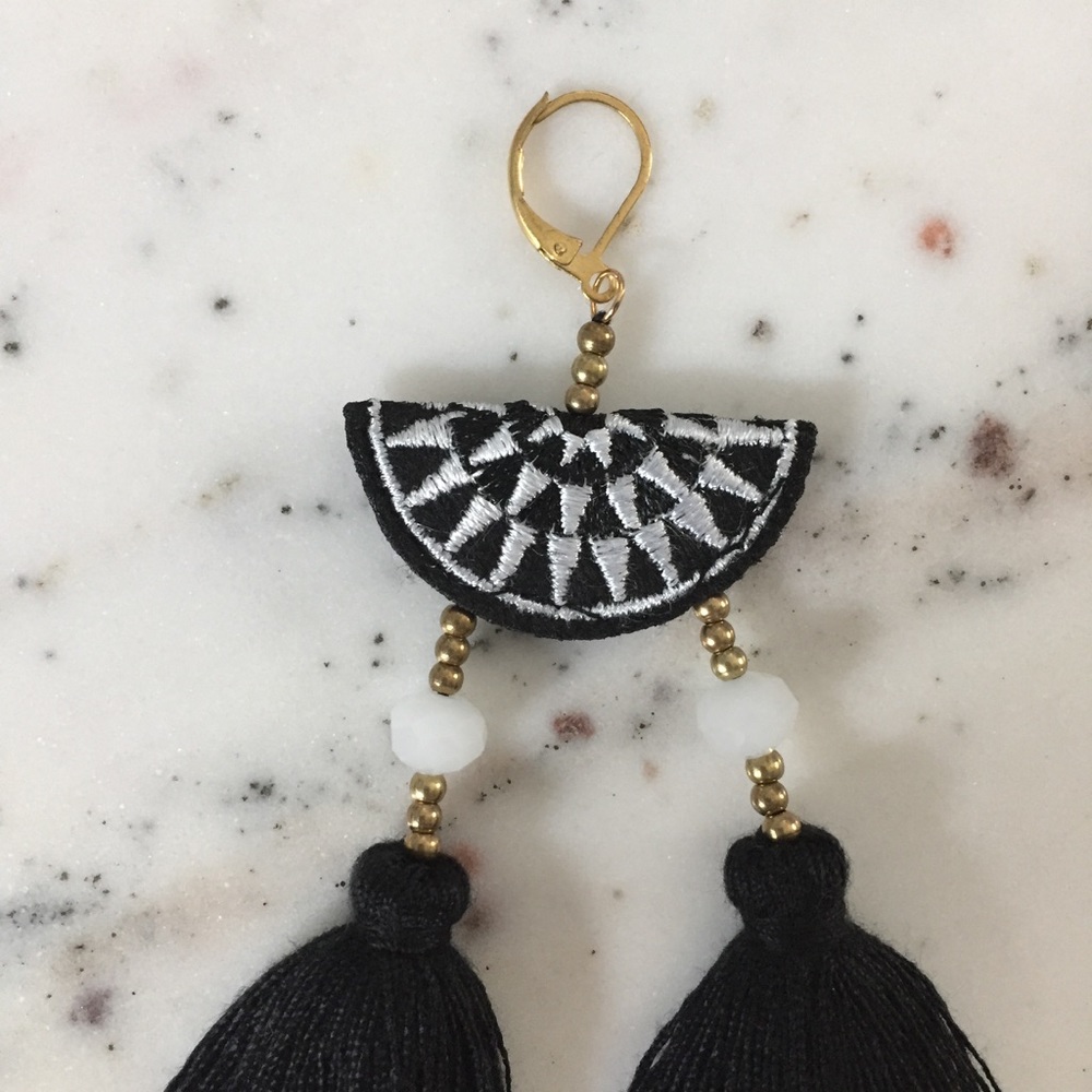 "Esperanza" Earrings || Black Tassel Statement - Picture 5 of 9