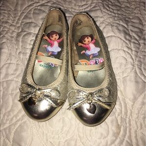 Dora Ballet Flats Size 5 Toddler