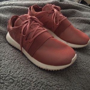 Rose colored Adidas Tubular