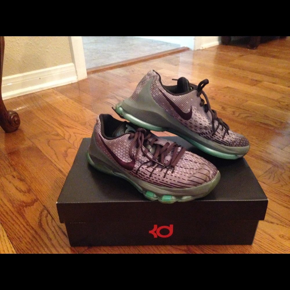 Nike KD 8 Hunt Hill Sunset Green Glow Size 4.5Y