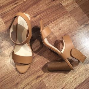 Simply Vera Vera Wang