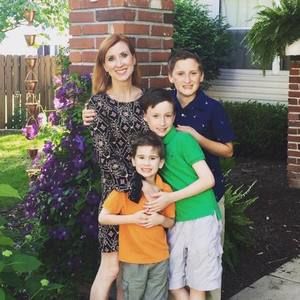 Meet your Posher, April