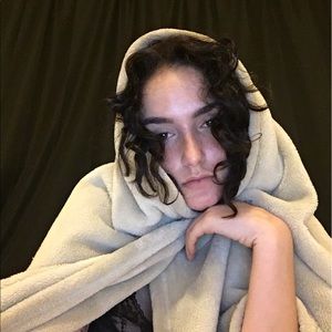 Meet your Posher, Maggie