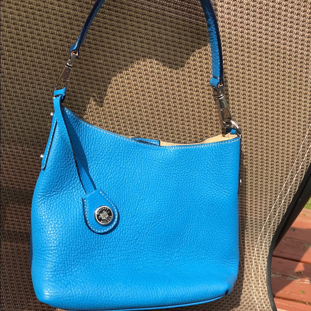 Dooney Small Bucket Bag    🔷 FINAL PRICE 🔷