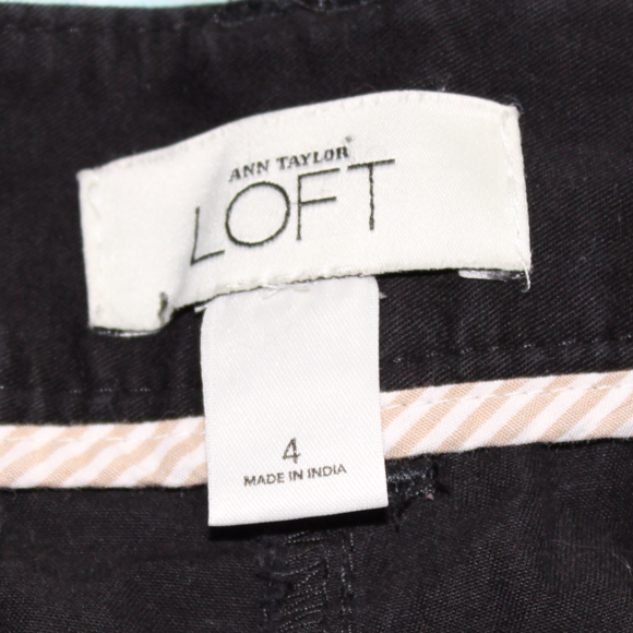 Ann Taylor Loft shorts size 4 - Picture 4 of 4