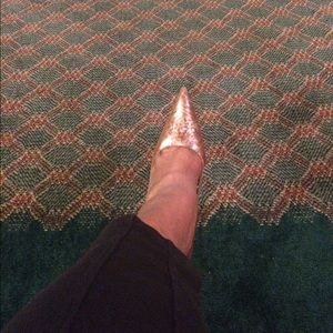 Leather uppers stiletto shoe