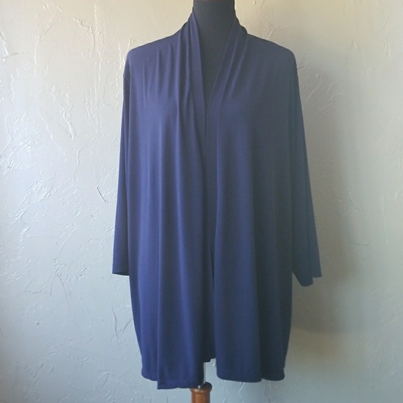 Susan Graver Sweaters - Susan Graver Liquid Knit Navy Open front Cartigan