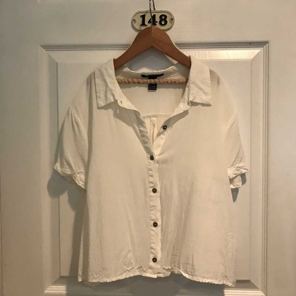Forever21 cropped white button up