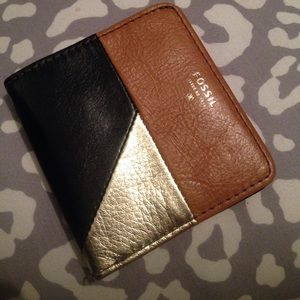 Fossil fold wallet