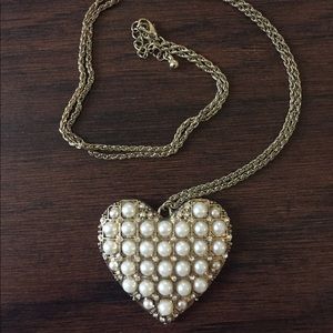 Pearl Heart Pendant Necklace