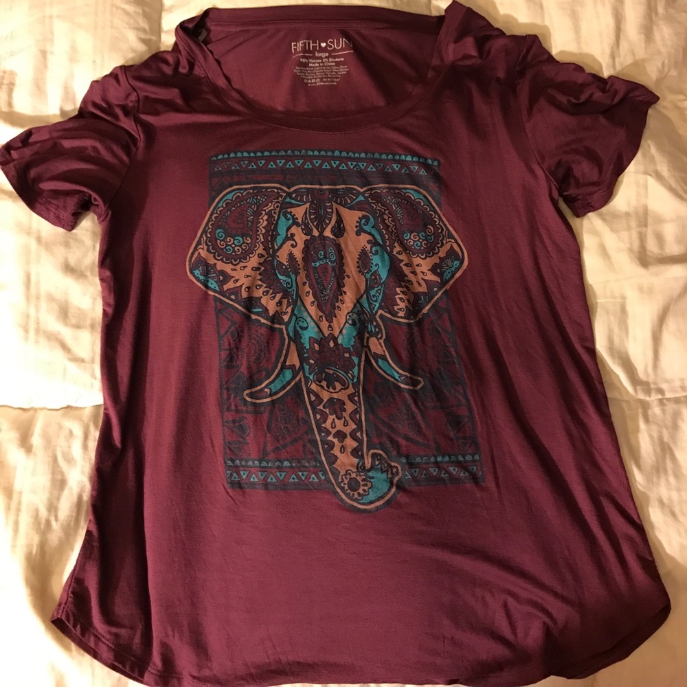 Maroon elephant t-shirt