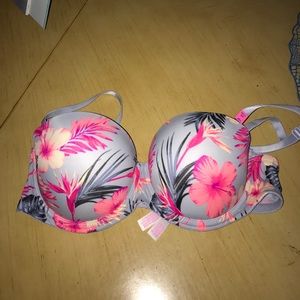 Victoria secret push up bra