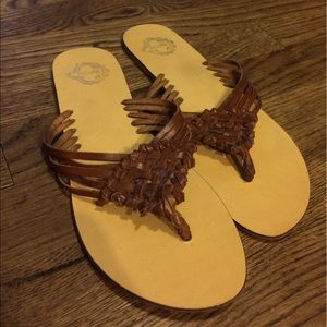Ecote sandals