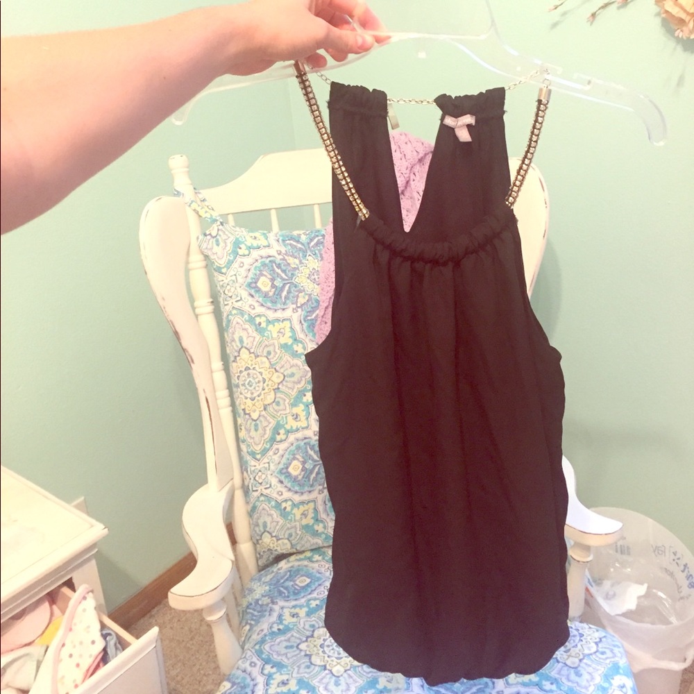 Black rutched bottom top with bling collar