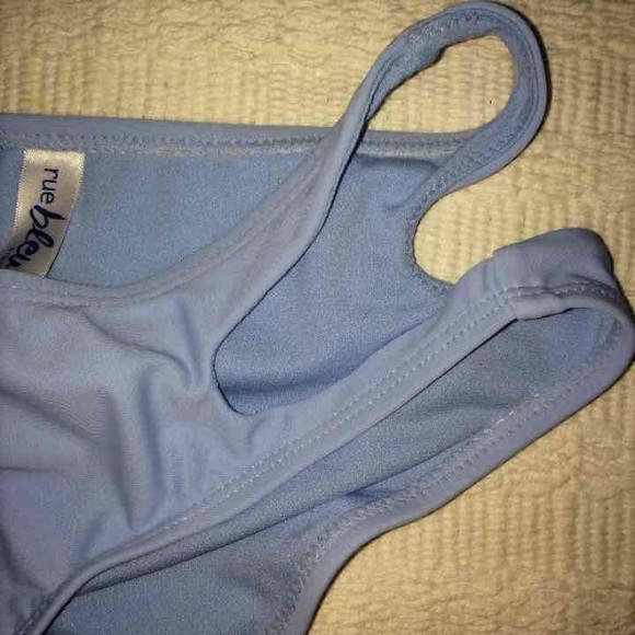 Bikini - Picture 4 of 4