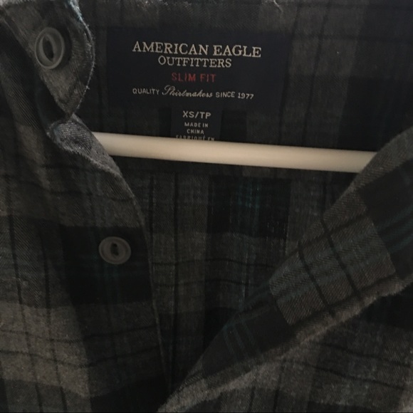 American Eagle Button Up - Picture 3 of 3