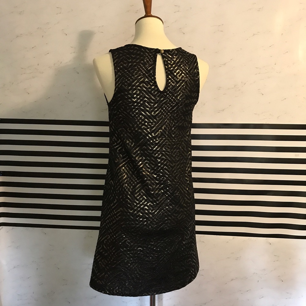 Black and gold textured dress - Picture 5 of 8