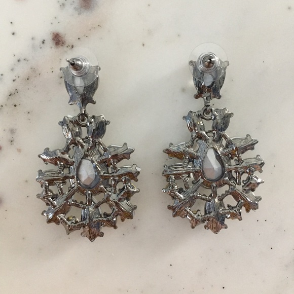 "Vivienne" Earrings || Clear Crystal Statement - Picture 4 of 9