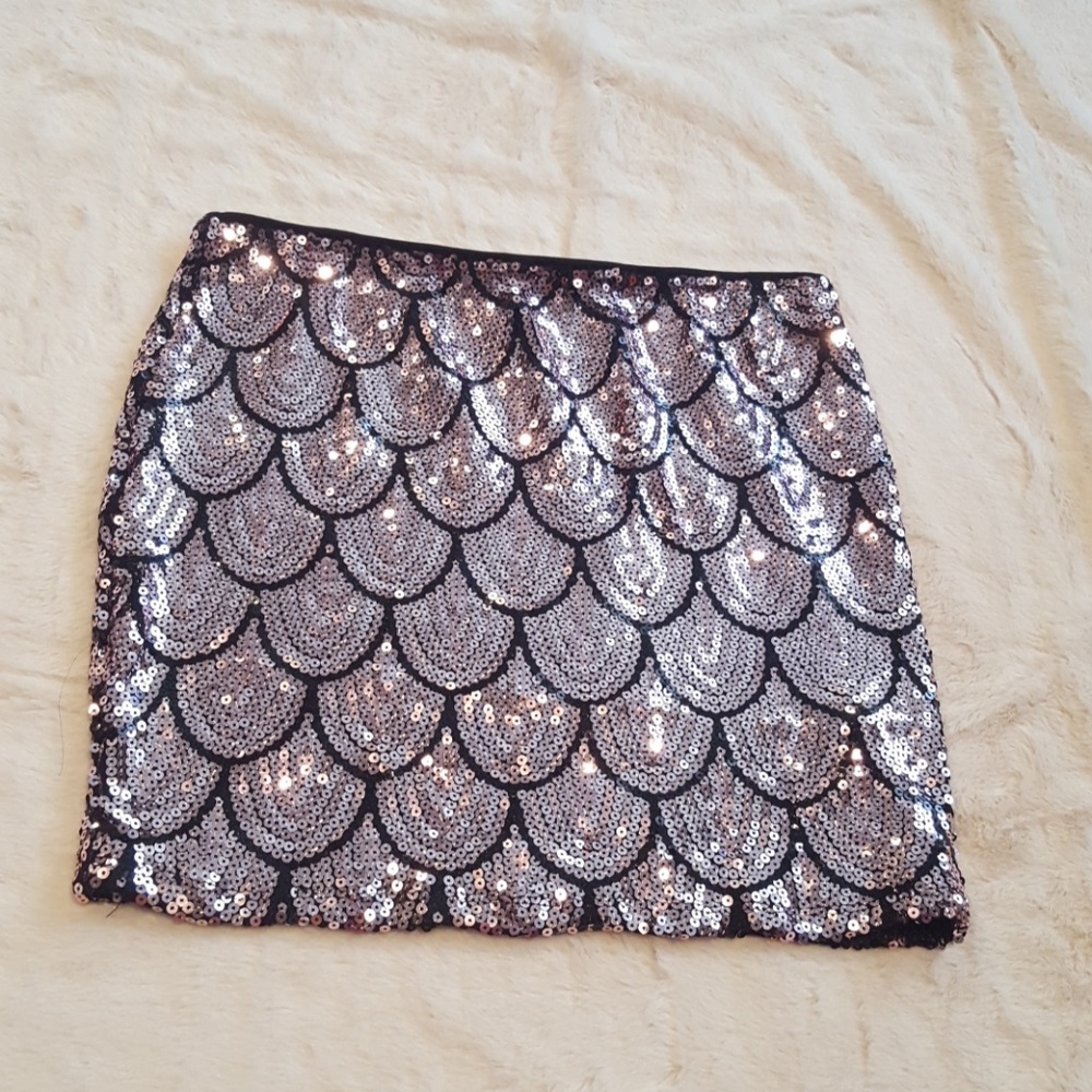 Sequin skirt