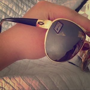 Oakley sunglasses! Women's! In great shape