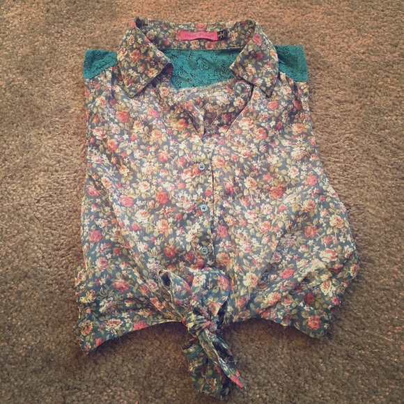 Flower blouse - Picture 2 of 4