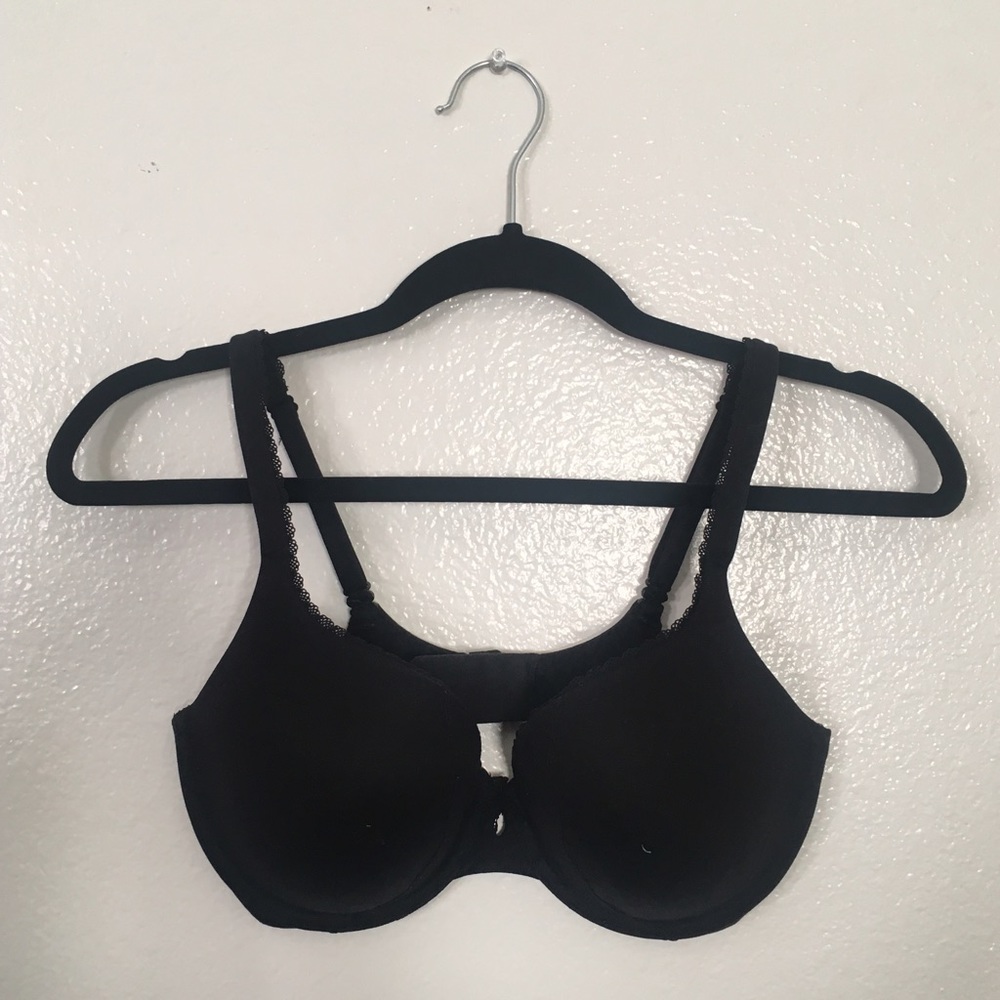 NWOT Victoria's Secret Body By Victoria Bra 34DD