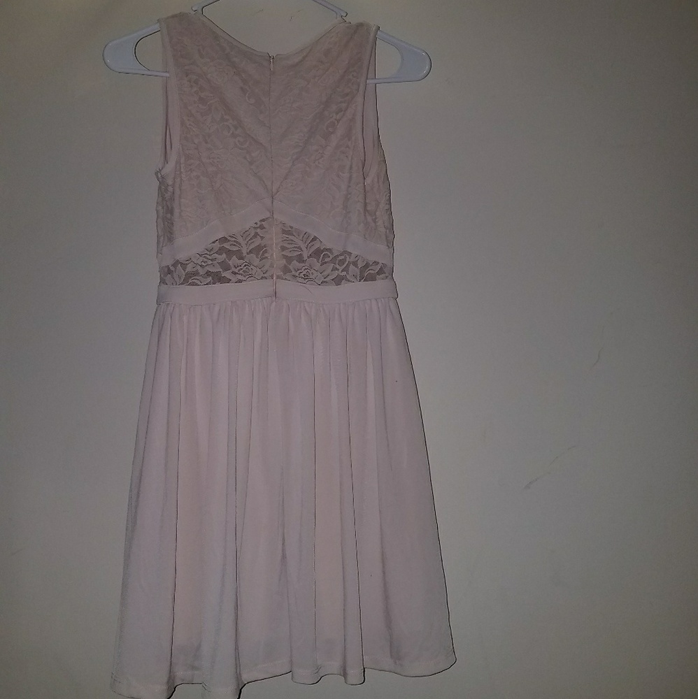 Pink dress - Picture 3 of 6