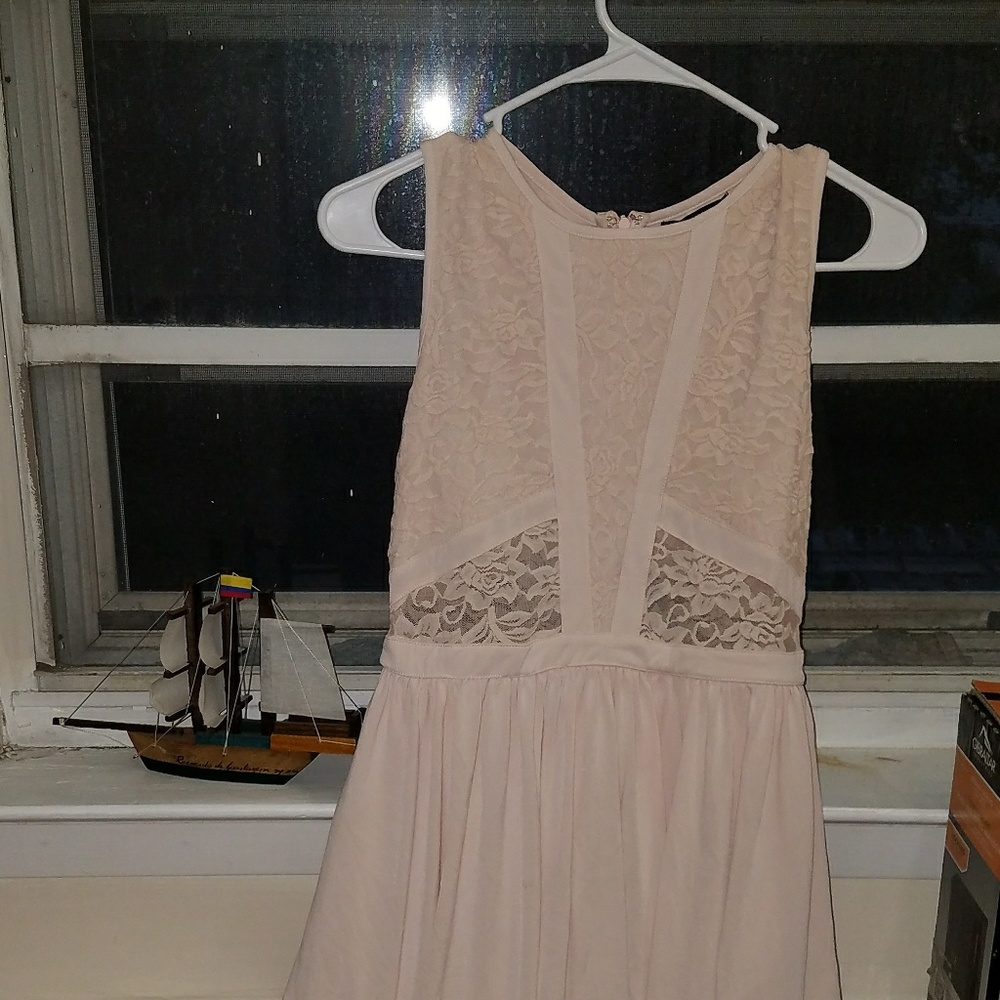 Pink dress - Picture 5 of 6