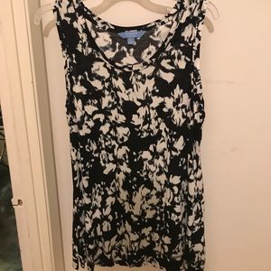 NWOT Simply Vera blouse sz large