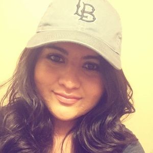 Meet your Posher, Vanessa