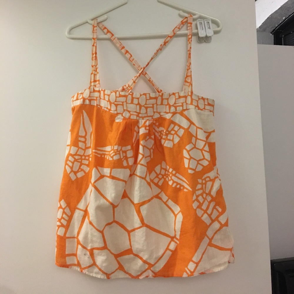 Orange and cream turtle pattern tank