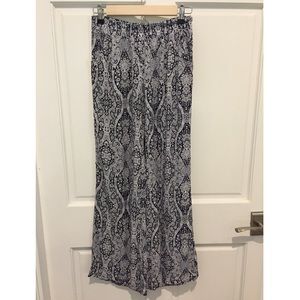 Blue & white flowy pants size medium